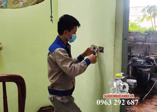 Bảng giá sửa khi khoan vào đường dây điện âm tường, Sửa điện nước quận Hà Đông