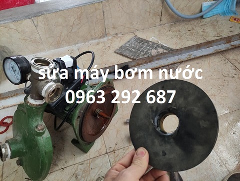 máy bơm cháy động cơ do chạy quá tải