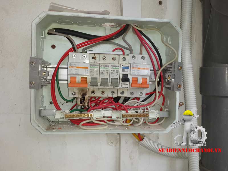 Sửa điện nước nhà chị Ngọc 102 Văn La, Phú La, Hà Đông