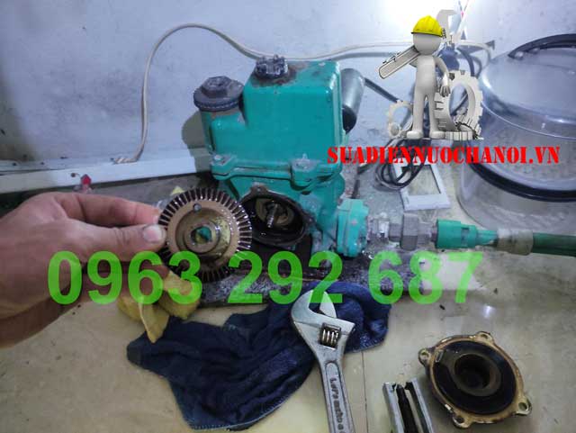 Sửa máy bơm không lên nước tại Hoàn Kiếm