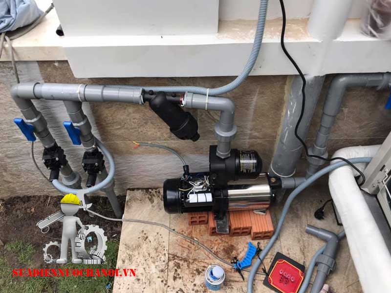 Lắp máy bơm đẩy cao nhà anh Học 127 Kim Ngưu ,Hai Bà Trưng