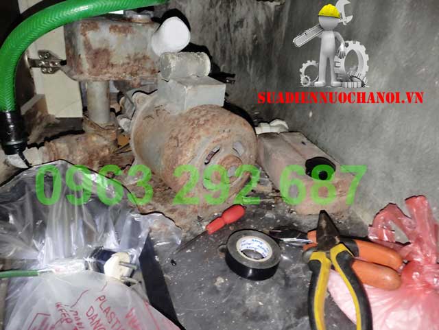 ửa máy bơm bật lên nhảy aptomat tại Hoàn Kiếm