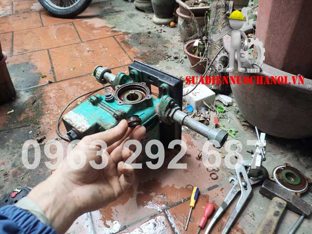 Sửa máy bơm nước tại quận Cầu Giấy các lỗi sau