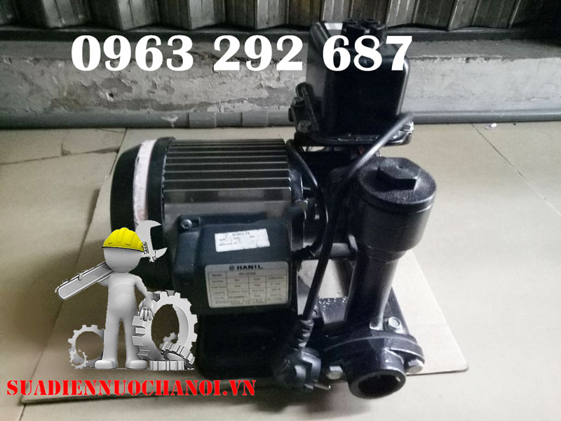 Thanh lý máy bơm nước đẩy cao Hanil 250W Cũ